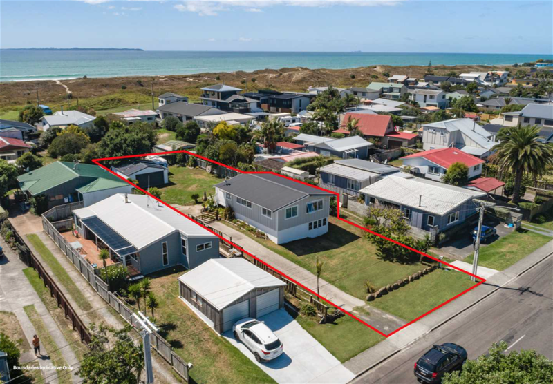 41 Simpson Road, Papamoa Beach, Papamoa - Carousel 1