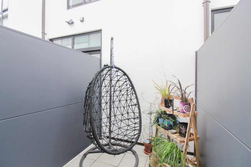 92/11 Jessie Street, Te Aro, Wellington - Carousel 13