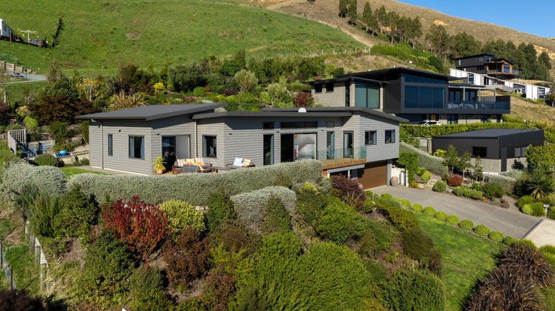 3 Lighthouse View, Atawhai, Nelson - Carousel 2