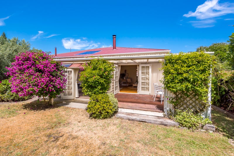Property Valuation for 60 Kirk Street, Otaki Trade Me Property