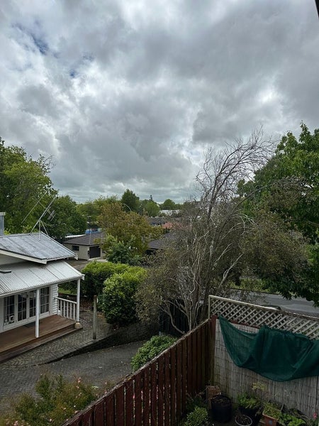 10/2 Hammond Street, Hamilton Central, Hamilton - Carousel 2