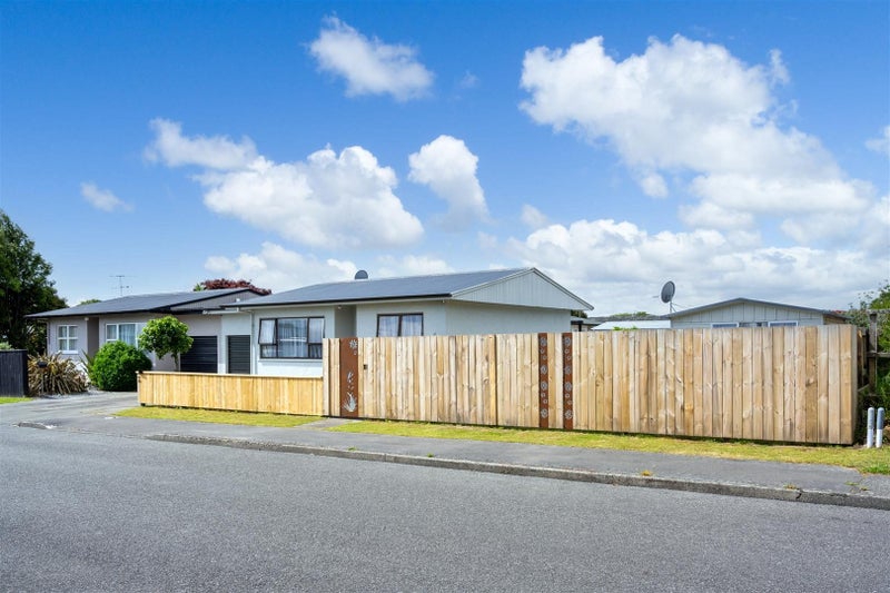 7A Staig Street, Richmond, Richmond - Carousel 1