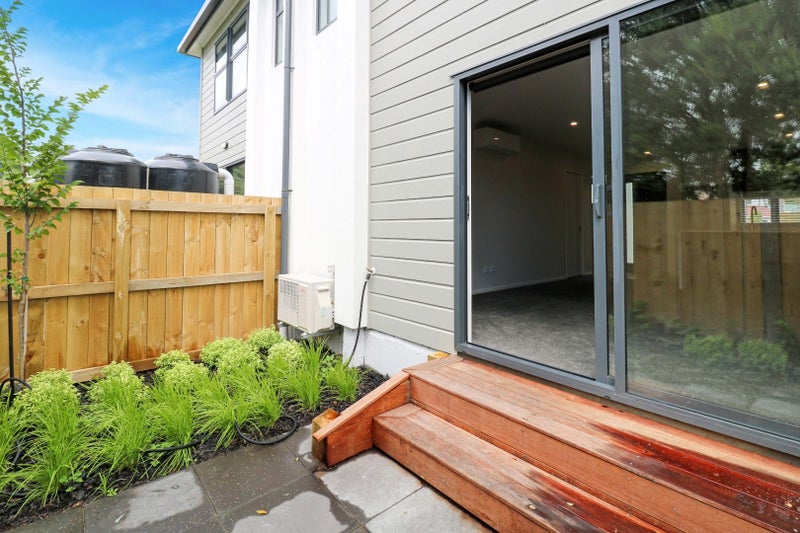 5/3 Best Street, Wainuiomata, Lower Hutt - Carousel 1