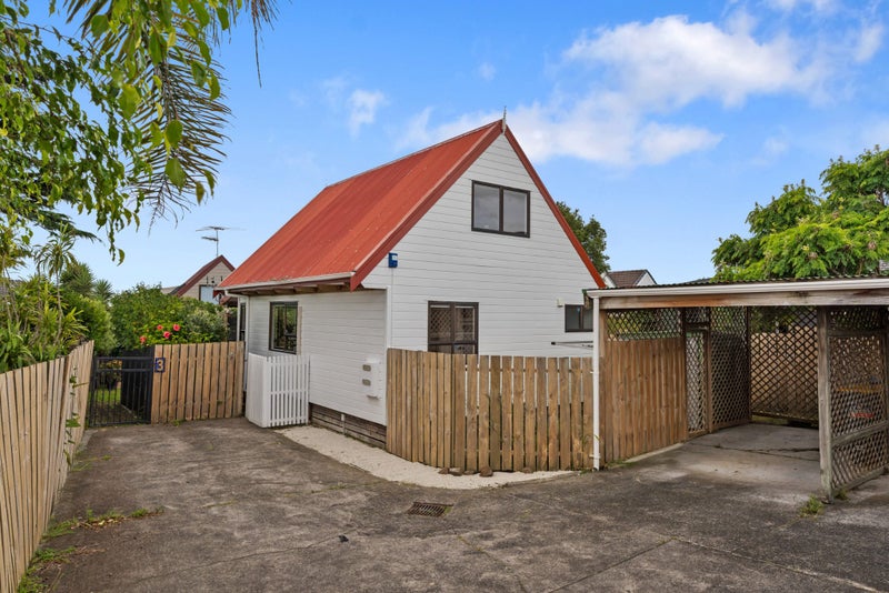 2/13 Eden View Road, Sandringham, Auckland - Carousel 2