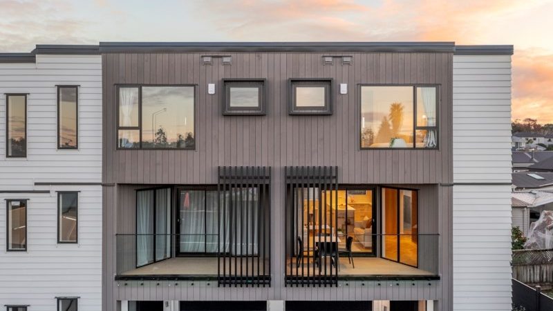 4/16 Mapau Road, Greenlane, Auckland - Carousel 1