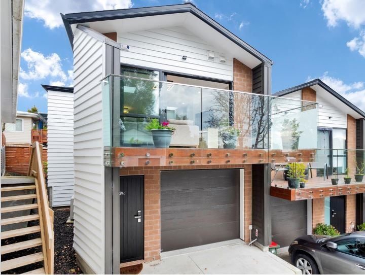 39C Keegan Drive, Massey, Auckland - Carousel 2