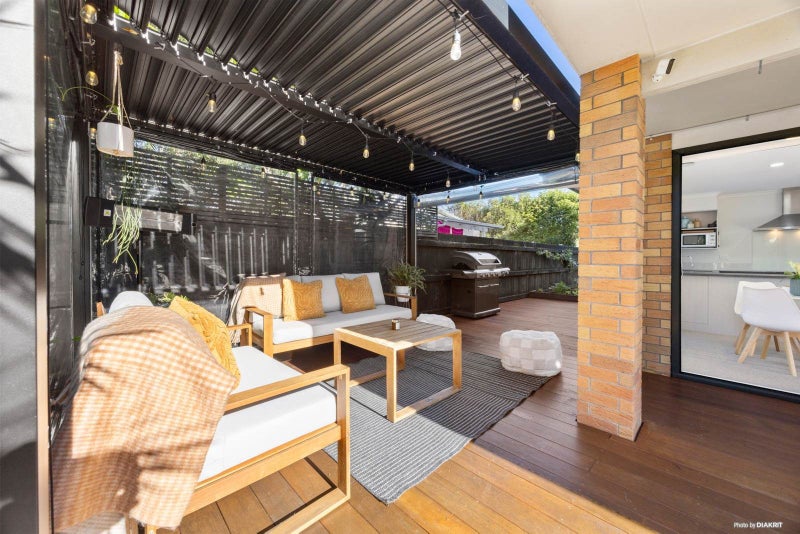 4A West Hoe Road, Orewa, Orewa - Carousel 2