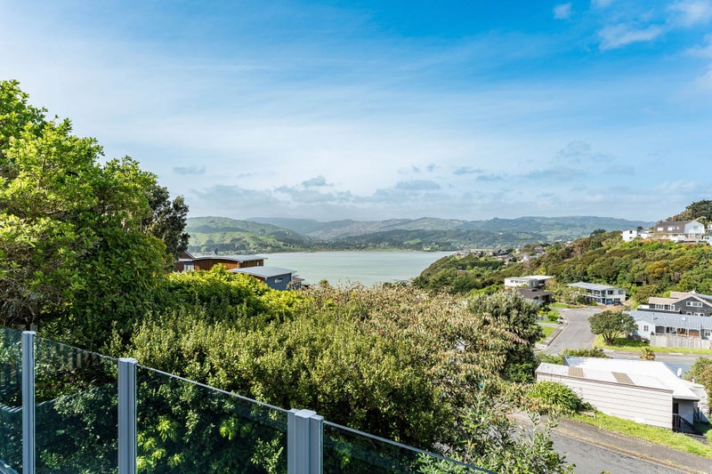 11 The Anchorage, Whitby, Porirua - Carousel 1