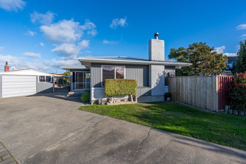 18 Konini Crescent, Pirimai, Napier - Carousel 1