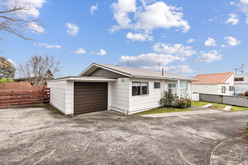 3/166 Ngamotu Road, Spotswood, New Plymouth - Carousel 2