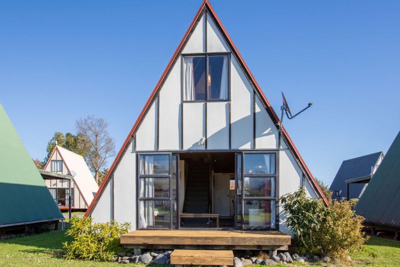 47B Goldfinch Street, Ohakune - Carousel 1