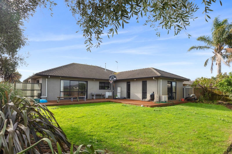 35 Sarah Place, Papamoa Beach, Papamoa - Carousel 1