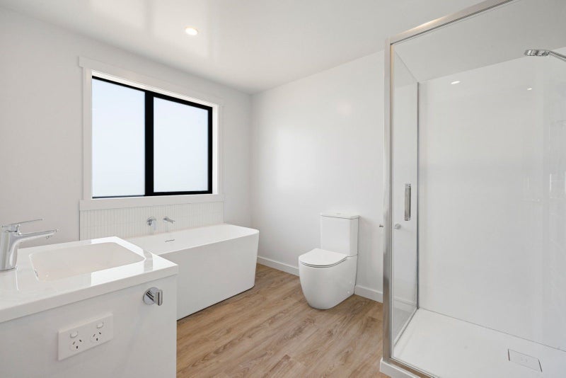 2 North Ridge Drive, Rototuna North, Hamilton - Carousel 16