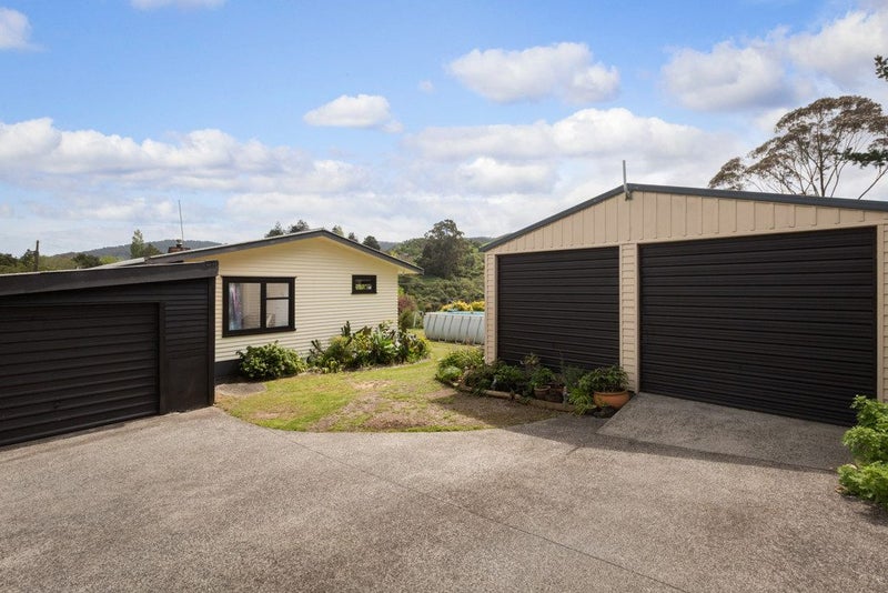 2 Cambridge Road, Waihi, Waihi - Carousel 2