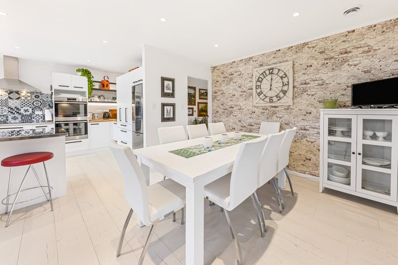 9 Westpark Drive, West Harbour, Auckland - Carousel 2