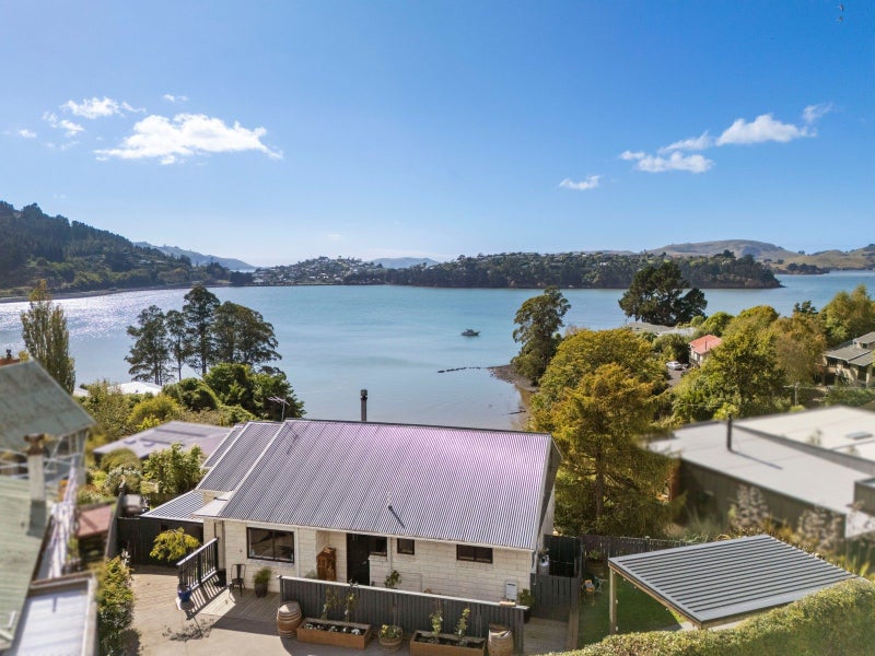 19 Shandon Street, Roseneath, Dunedin - Carousel 1