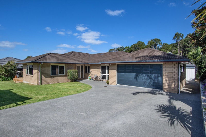 9 Scotia Place, Kamo, Whangarei - Carousel 1