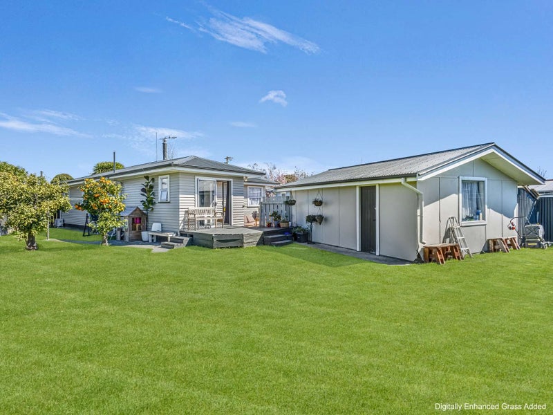 12 Hitchings Avenue, Onekawa, Napier - Carousel 1