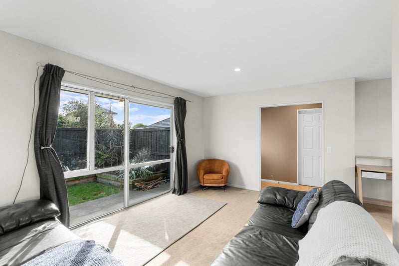 3/76 Gilberthorpes Road, Hei Hei, Christchurch - Carousel 2