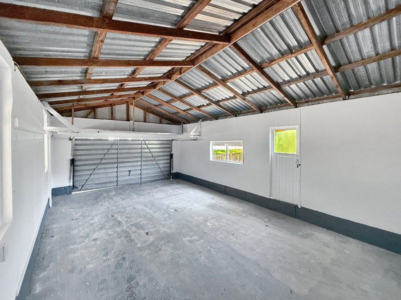 99 Seabrook Avenue, New Lynn, Auckland - Carousel 2