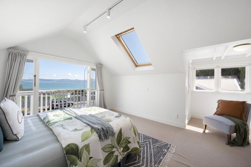 69 Muritai Road, Eastbourne, Lower Hutt - Carousel 1