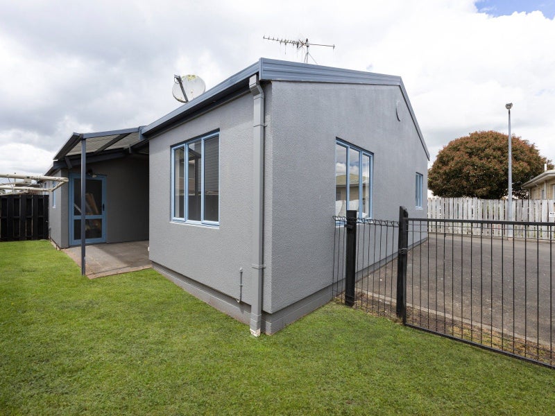 1C Paterson Street, Frankton, Hamilton - Carousel 2