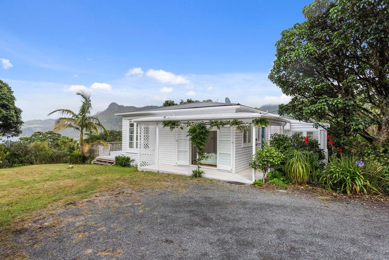 1125 Huia Road, Huia, Auckland - Carousel 1