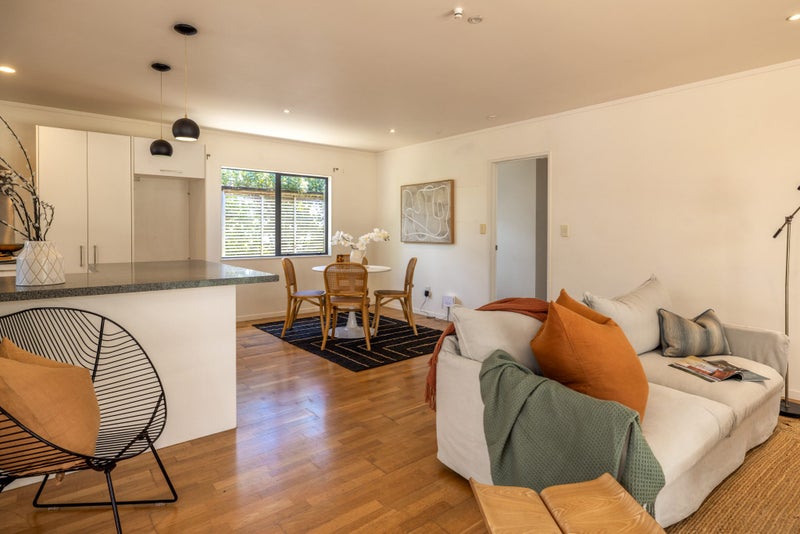 11 Natzka Road, Ostend, Waiheke Island - Carousel 2