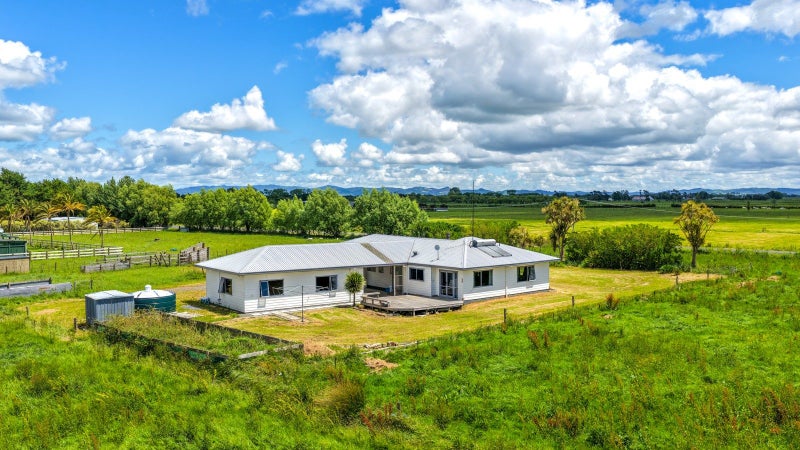 54 Arawa Street, Pipiroa, Ngatea - Carousel 2