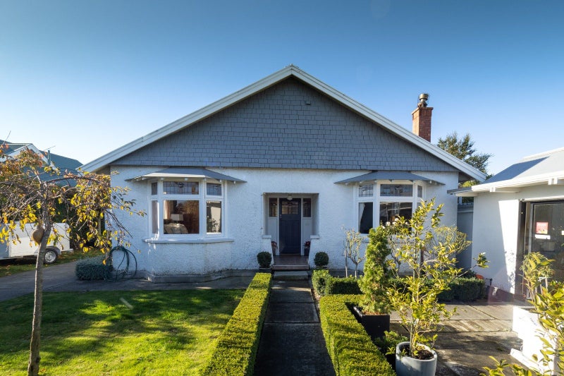 18 Middle Road, Allenton, Ashburton - Carousel 1