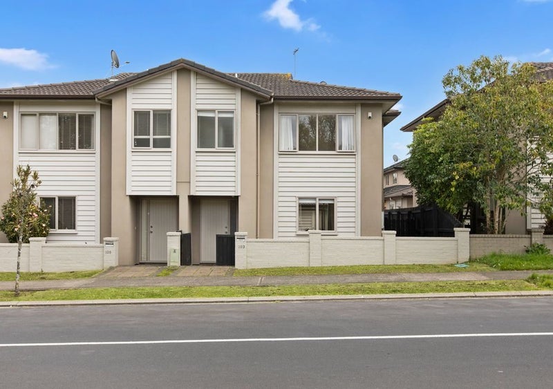 103 Baverstock Road, Flat Bush, Auckland - Carousel 1