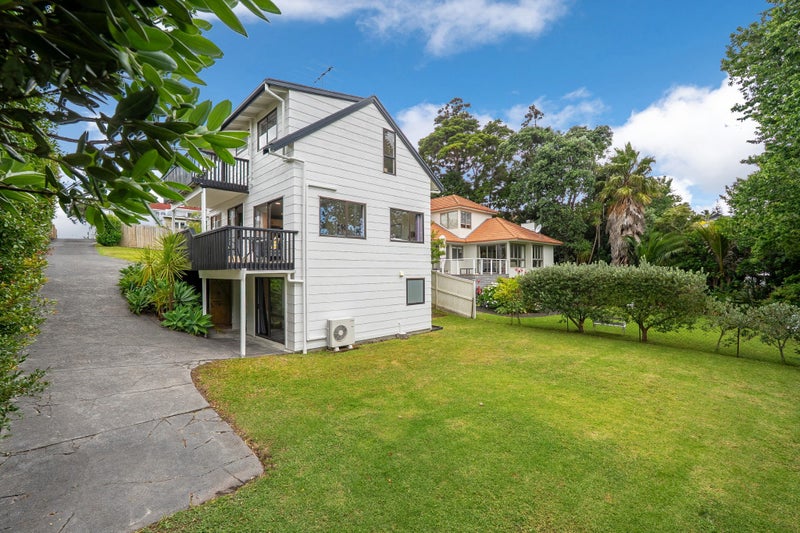 2/5 Francis Street, Hauraki, Auckland - Carousel 32