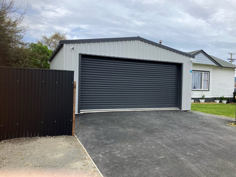 12 Elderlee Street, Milton - Carousel 27