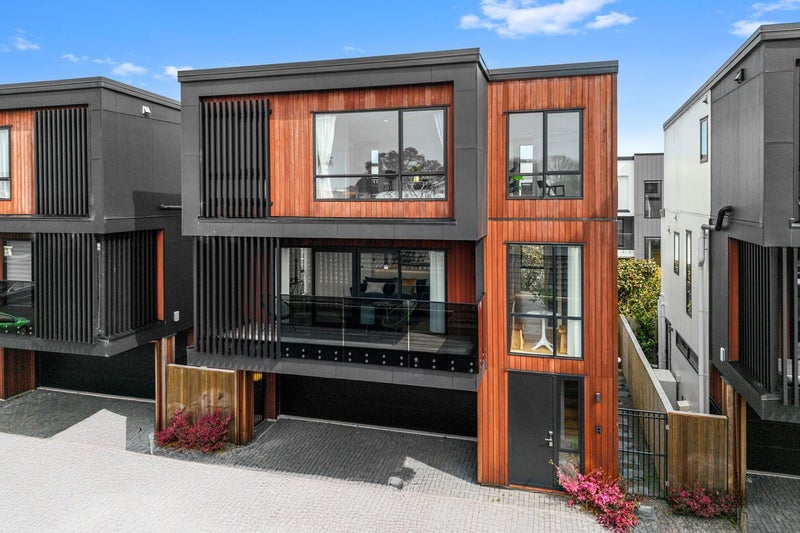 5B Lomond Street, Takapuna, Auckland - Carousel 1