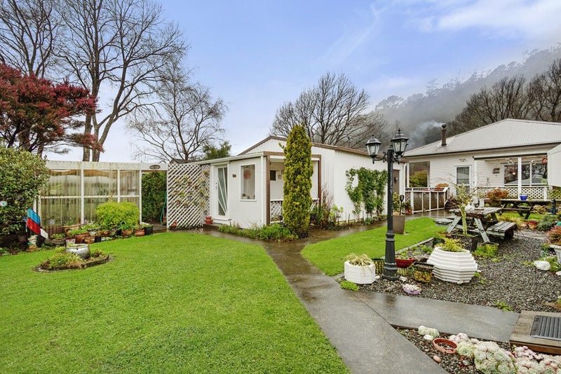 21 Hine Road, Wainuiomata, Lower Hutt - Carousel 2