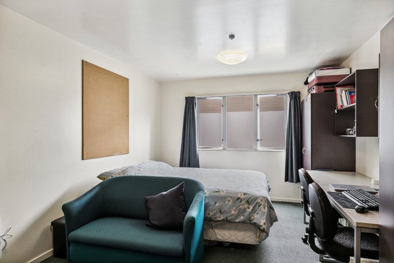 112/12 Martin Square, Te Aro, Wellington - Carousel 2