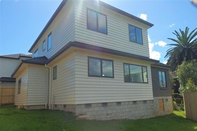 36D Wedgwood Avenue, Mangere East, Auckland - Carousel 2