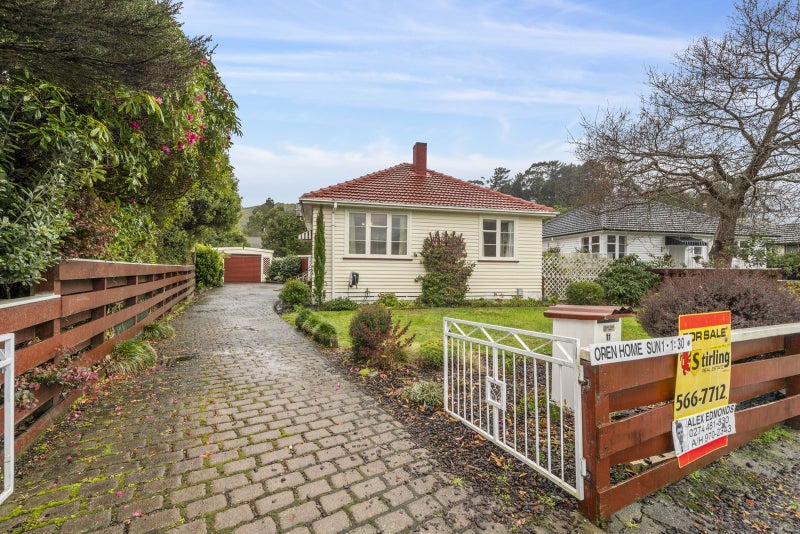 11 Harris Street, Naenae, Lower Hutt - Carousel 1