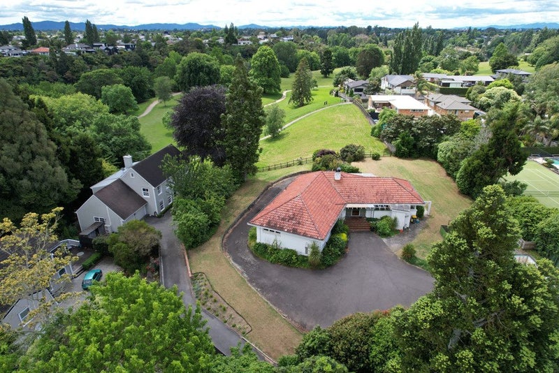 12 Kelly Place, Chartwell, Hamilton - Carousel 2