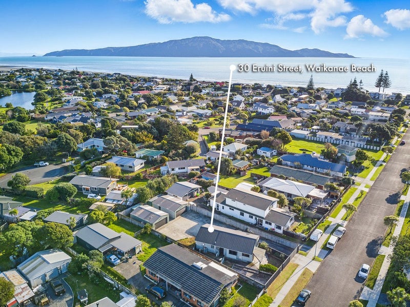 30 Eruini Street, Waikanae Beach, Waikanae - Carousel 35