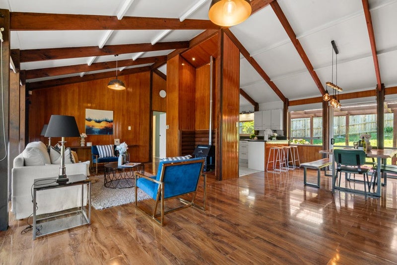 26 Eugenia Rise, Totara Heights, Auckland - Carousel 2