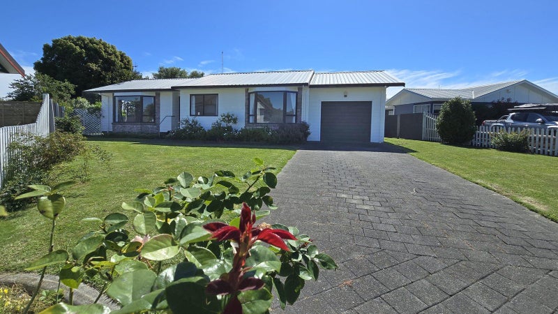 36 Whiting Crescent, Greenmeadows, Napier - Carousel 1