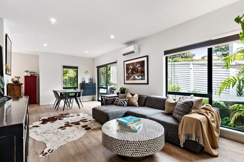 4 Timatanga Rise, Glen Innes, Auckland - Carousel 2