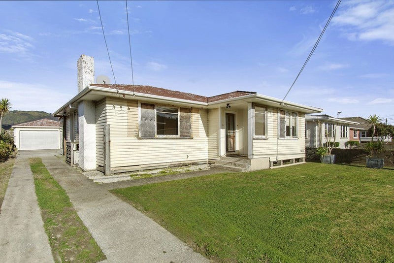 226 Taita Drive, Avalon, Lower Hutt - Carousel 1