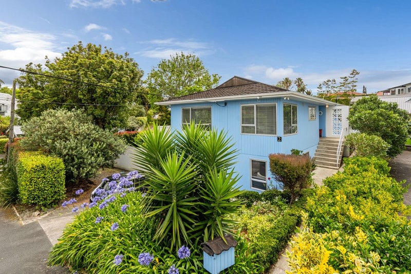 2 Grove Road, Narrow Neck, Auckland - Carousel 2