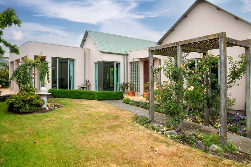 17 Hewlings Place, Temuka, Temuka - Carousel 1