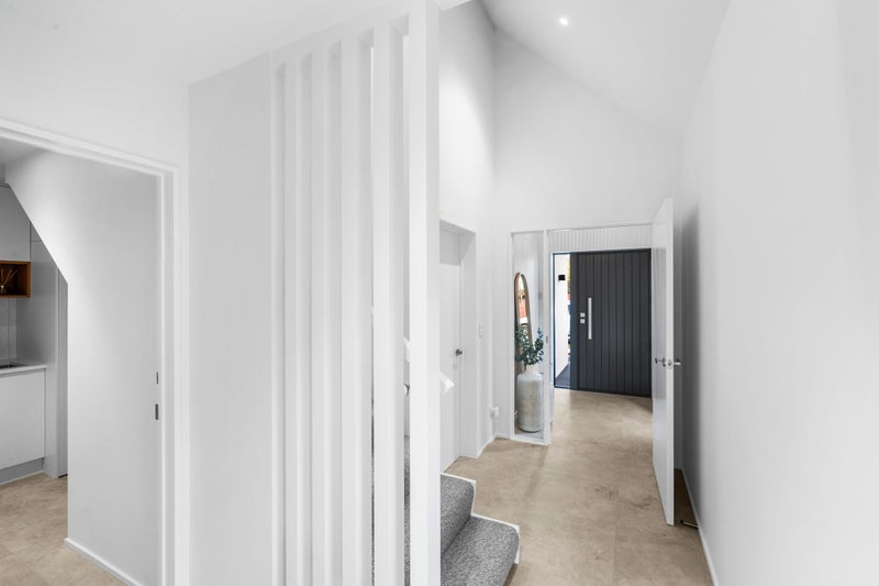 17 Webb Street, St Albans, Christchurch - Carousel 2