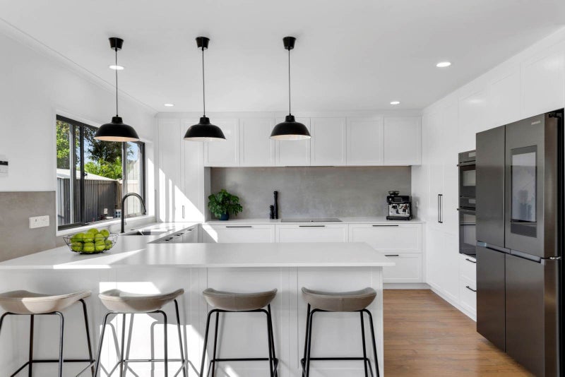 21 Pine Harbour Parade, Beachlands, Auckland - Carousel 2