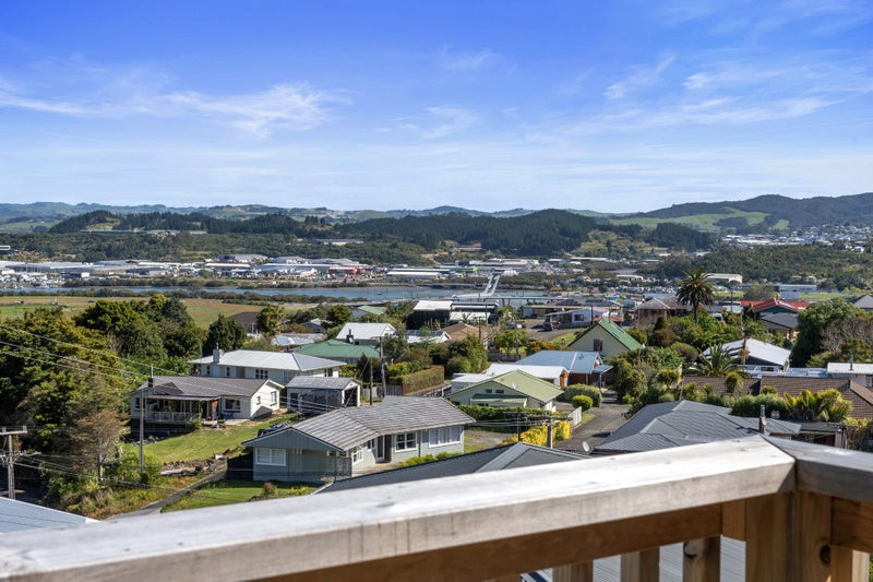 12A Kohe Street, Parahaki, Whangarei - Carousel 1