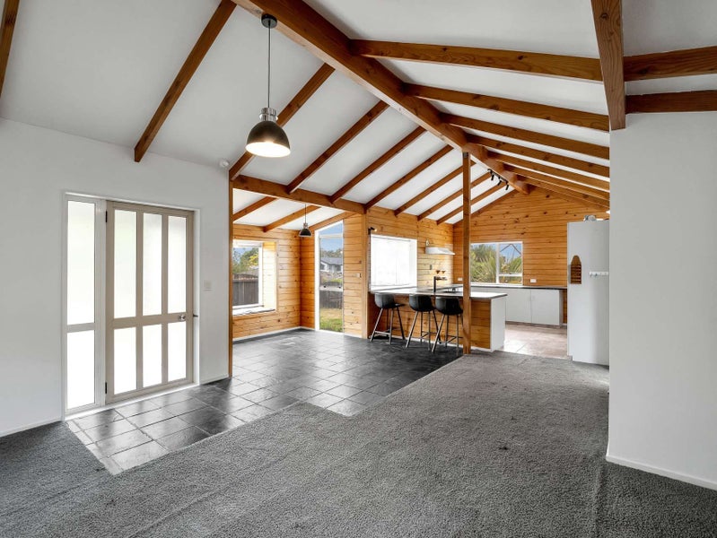 20 Monowai Place, Aramoho, Whanganui - Carousel 2